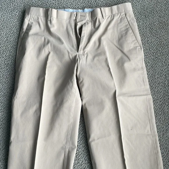 Banana Republic Khaki Pants - Picture 3 of 6